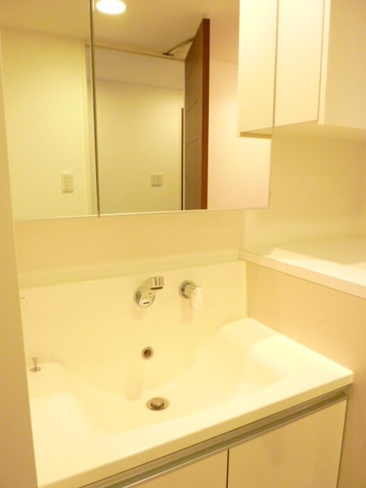 洗面 ｸﾞﾗﾝｽｲ-ﾄ銀座ﾚｽﾃｨﾓﾅ-ｸ(801)