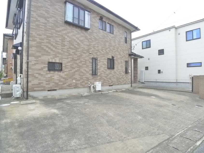 駐車場 鈴木様邸