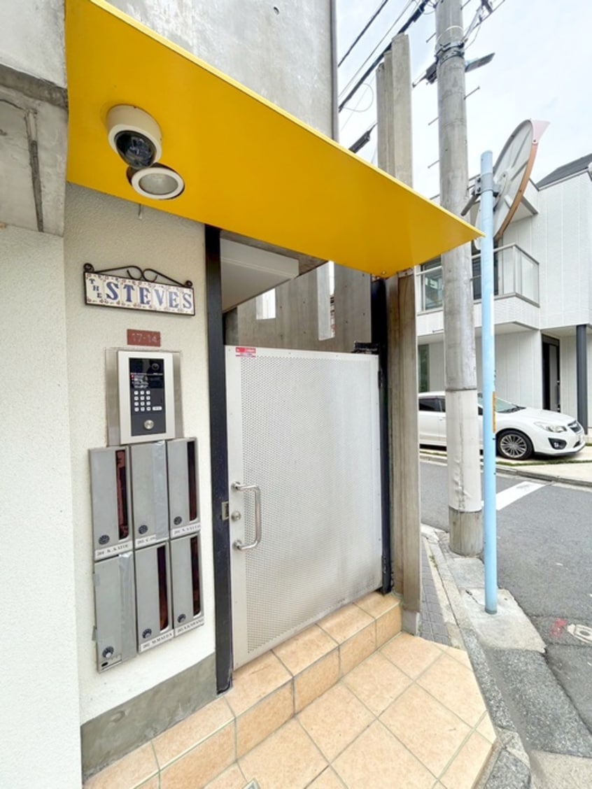 エントランス部分 スティーブズ