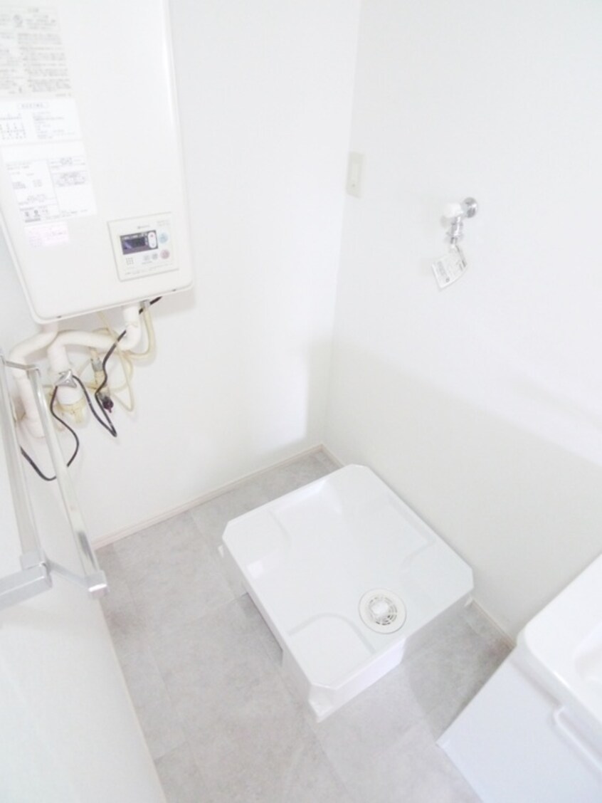 洗濯機置場 ベッヒラインB