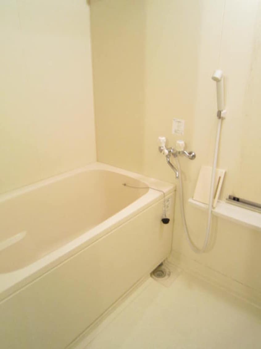 バス／シャワールーム等 大倉山壱番館