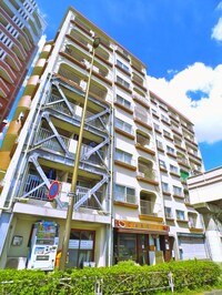ワコー第9梅田マンション（301）