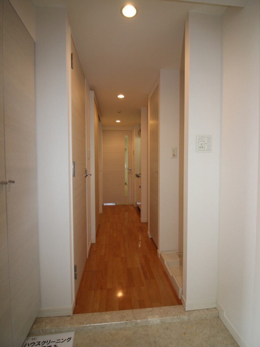 廊下 千葉ポ－トイ－スト