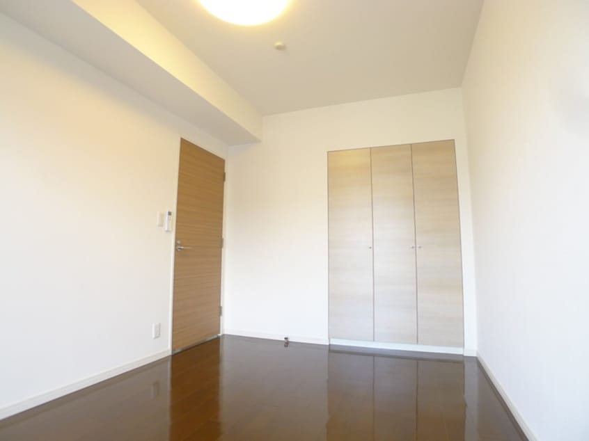 内観写真 千葉ポ－トイ－スト