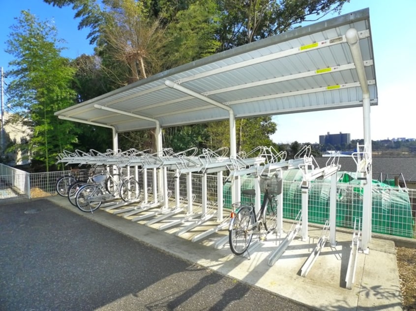 駐輪場 アルファマ