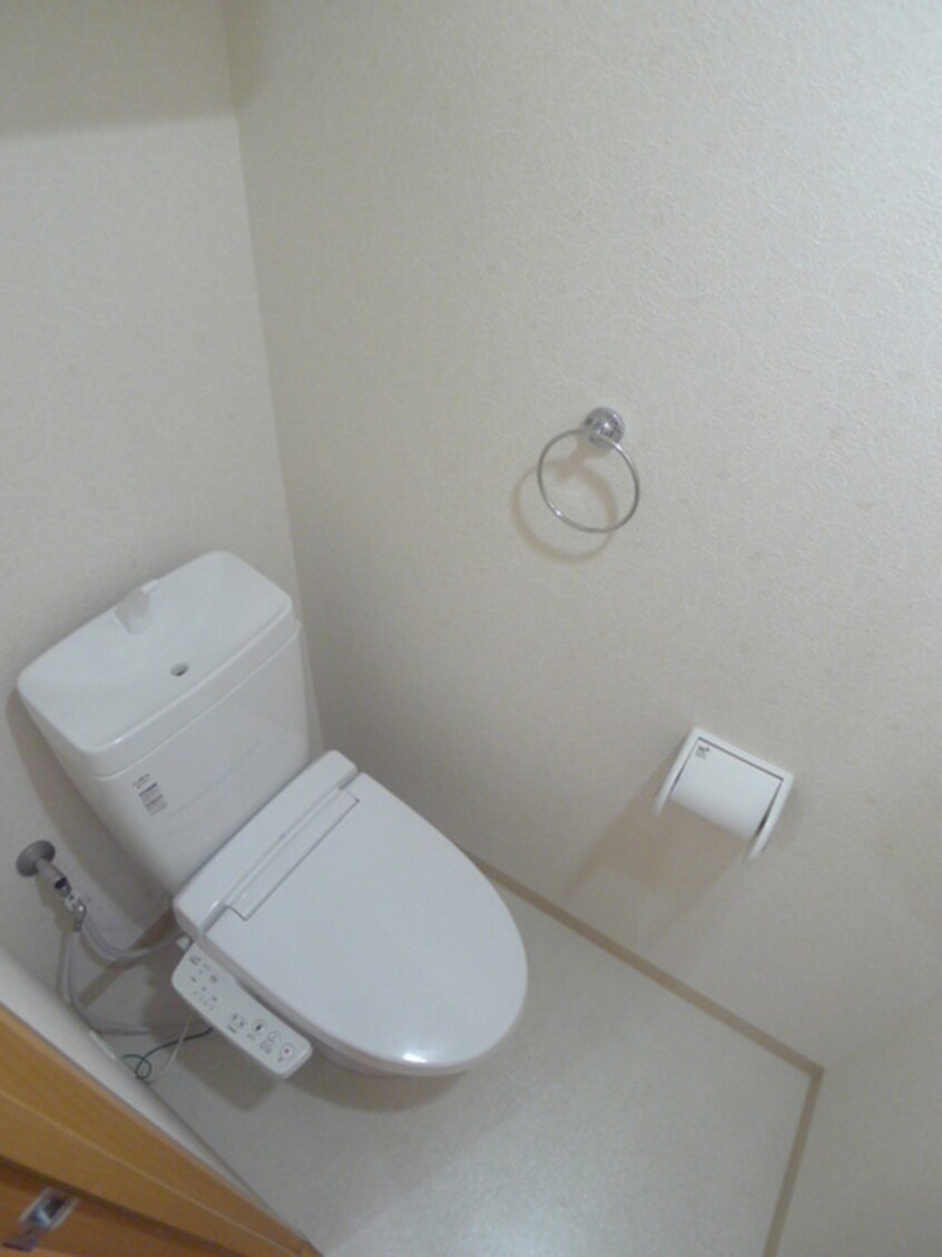 トイレ Refined Motomachi