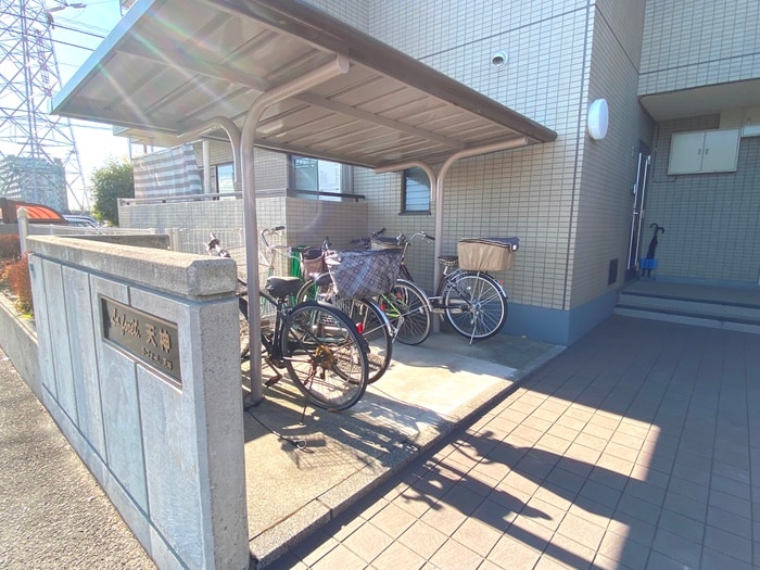 駐輪場 ラフォーレ天神