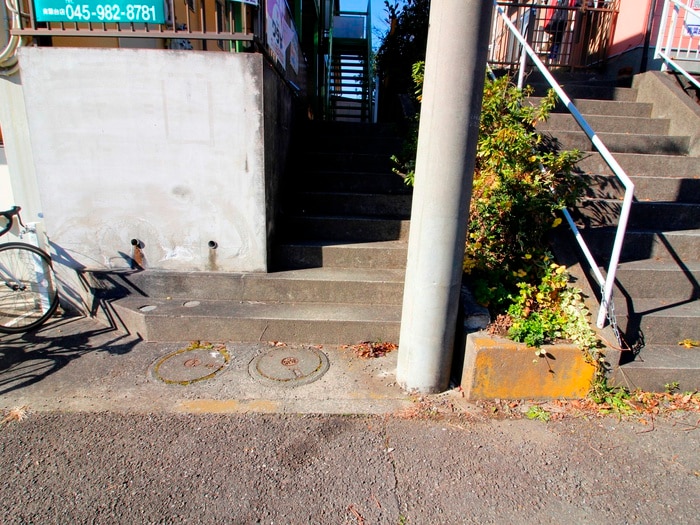 エントランス部分 ハイツ天野Ｂ