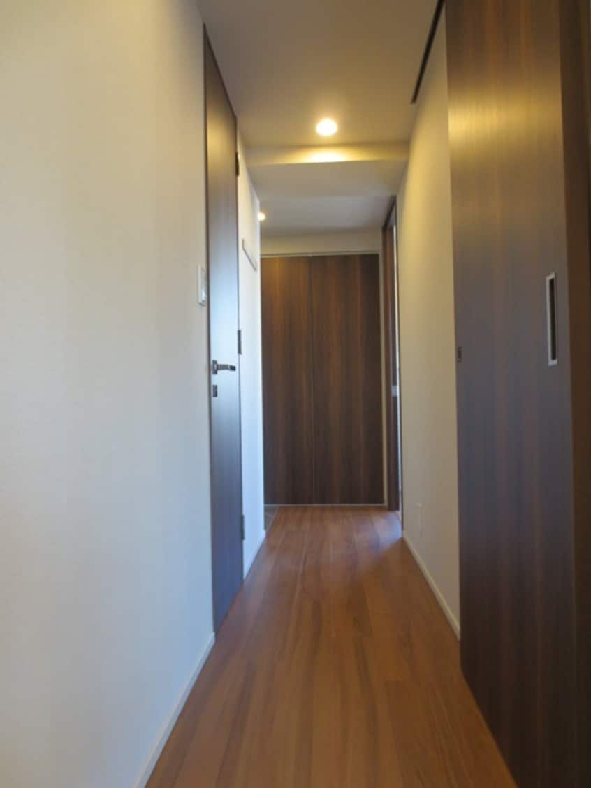 廊下 ラティオ南青山