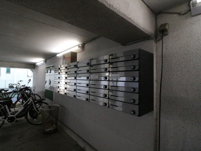 建物設備 ピアチェ－レヴィ－ナ