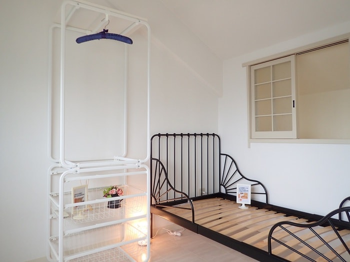 居室 ピアチェ－レヴィ－ナ