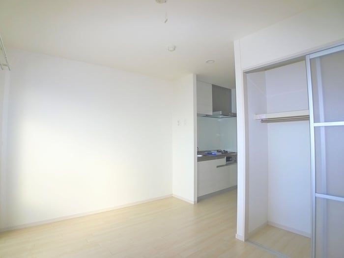 居室 フローラ・五香