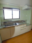 キッチン ジュネシオン大熊１