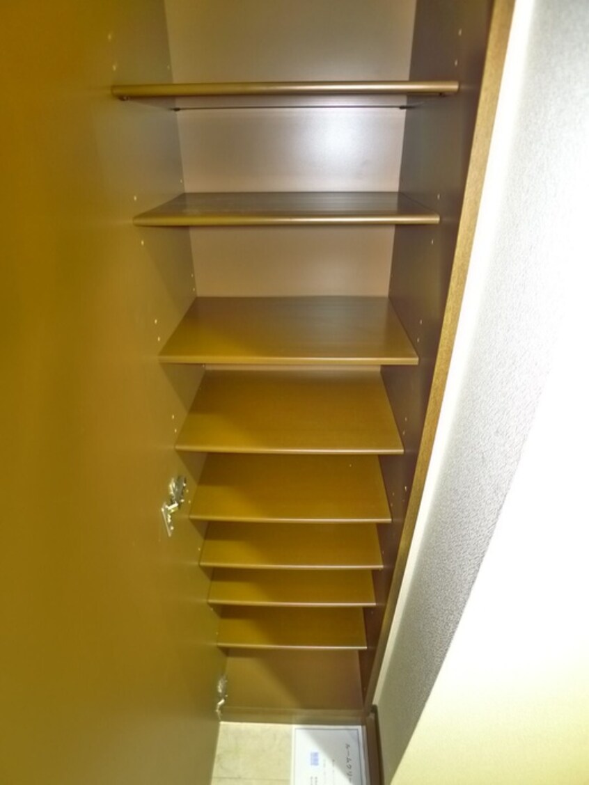 靴箱 アヴニ－ルＡＫＩＳＨＩＮ