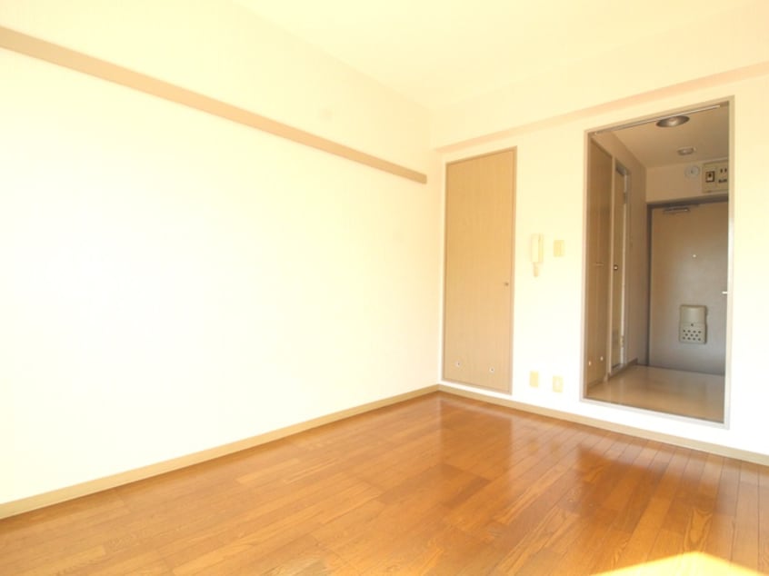 居室 アボニン　サカエ