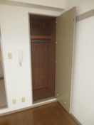 収納 アボニン　サカエ