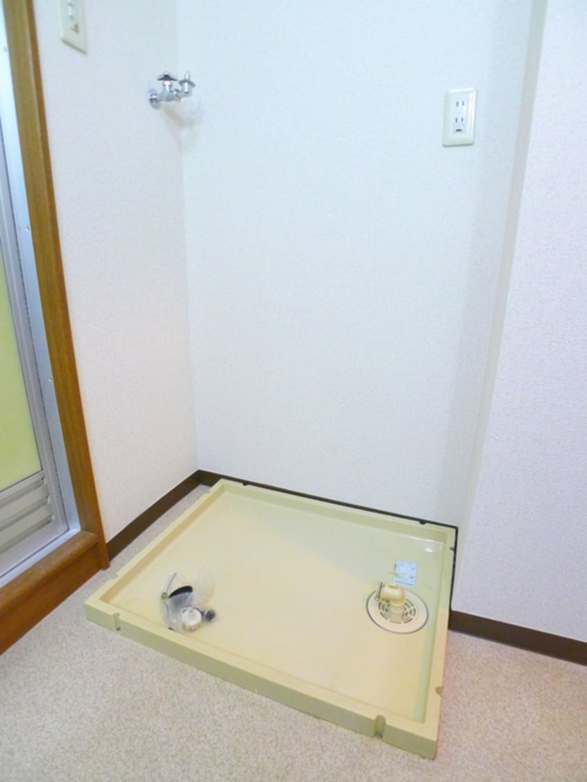 洗濯機置場 ベルレ－ジュ南柏