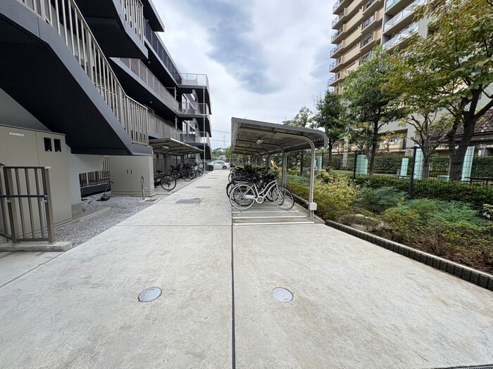 駐輪場 フラッツ横浜戸塚