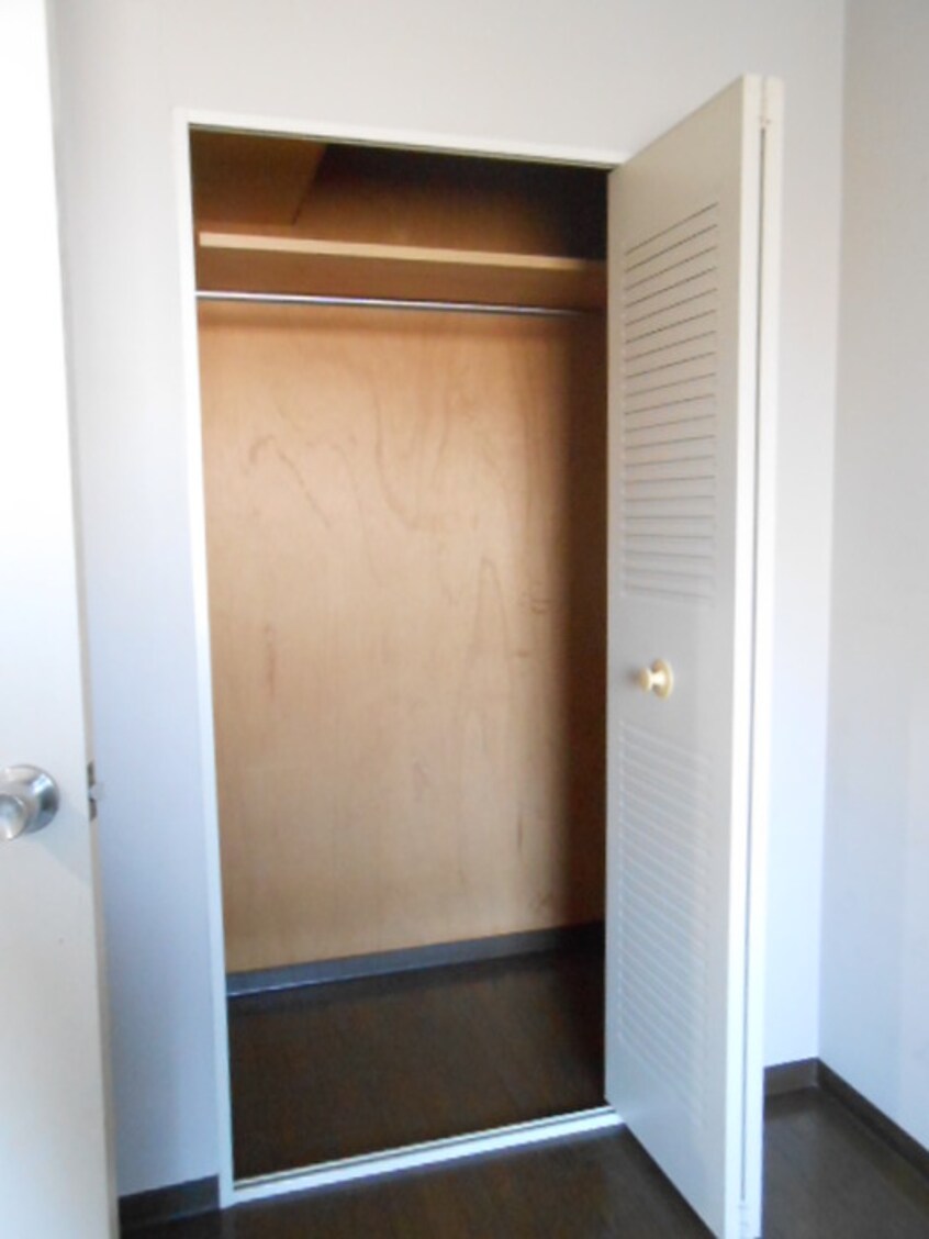 収納 サンライズ多摩