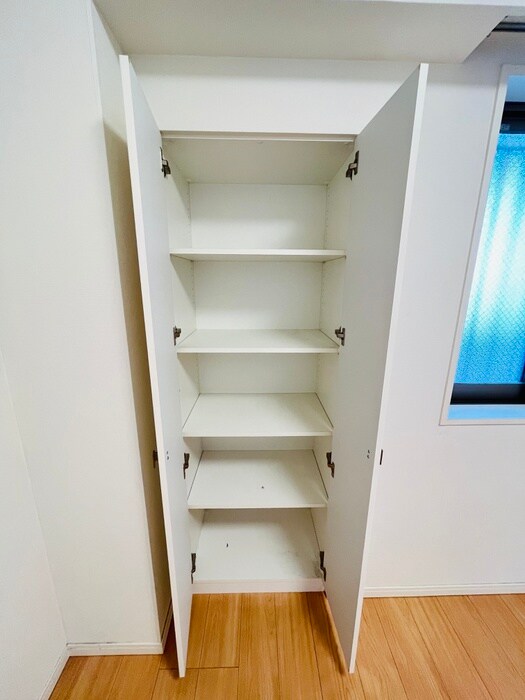 収納 アクティ東仲通り