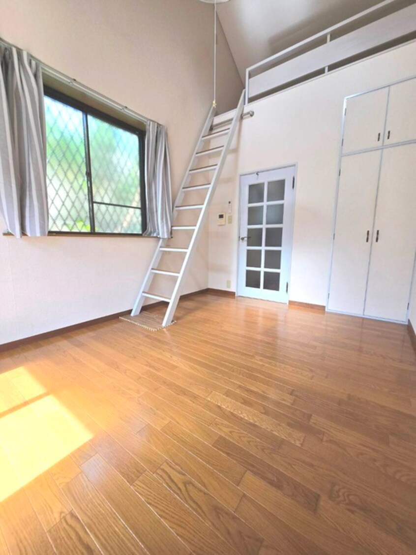 居室 ハイムいずみＡ