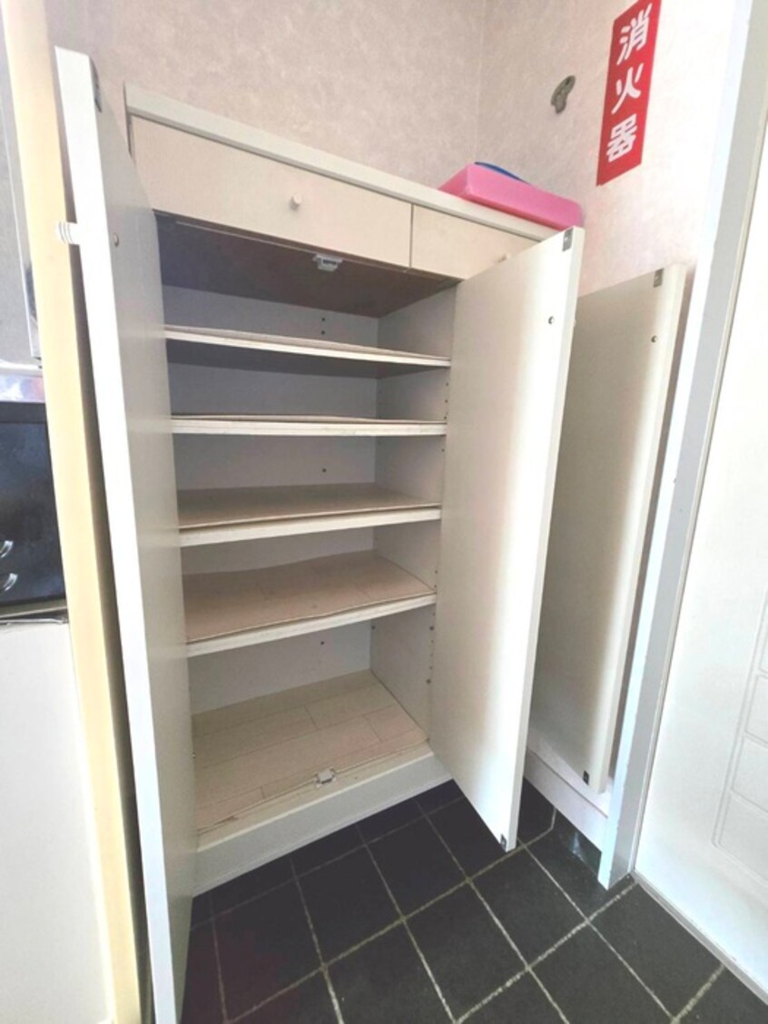 靴箱 ハイムいずみＡ