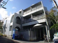 プレール南青山（304）