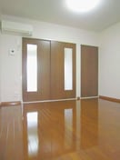 居室 ヴィラパ－クメイト(西側)