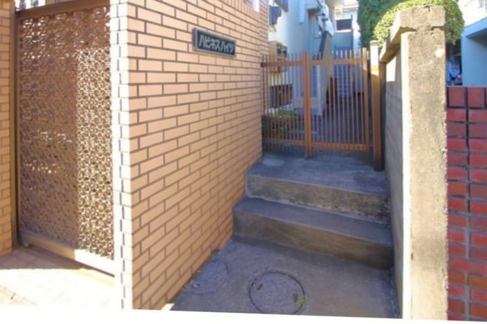 エントランス部分 ハピネスハイツ