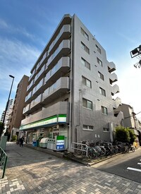 カ－ザ　ビット－リア