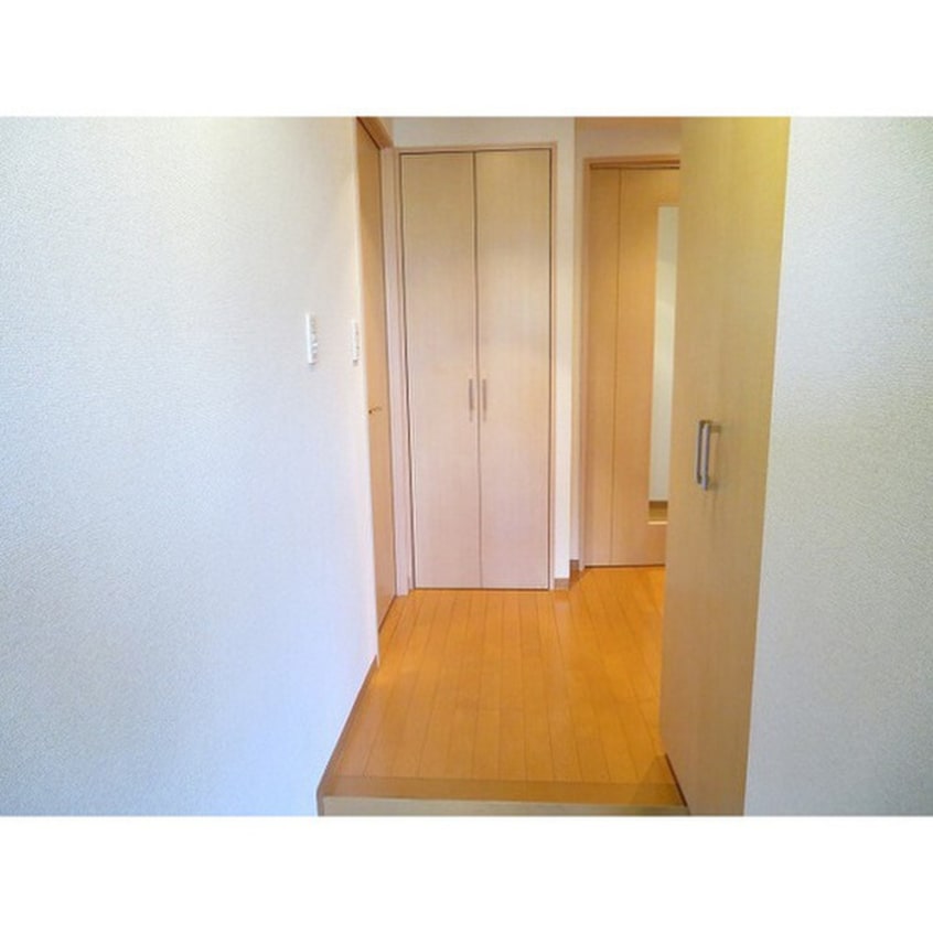 廊下 ｻﾝｸﾚｲﾄﾞﾙﾚｳﾞｨｰﾙ池袋（301)