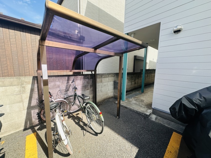 駐輪場 給田ハウス