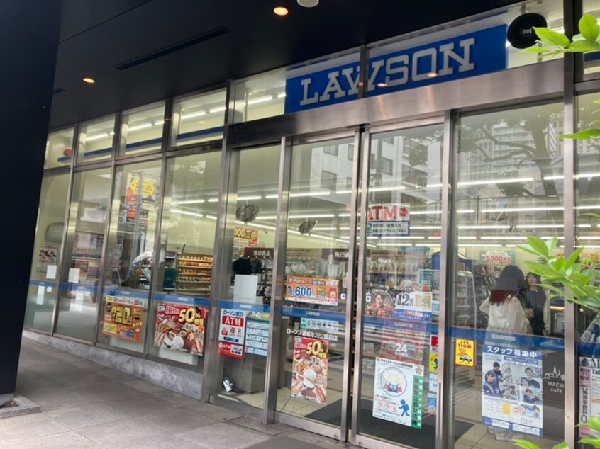 ローソン(コンビニ)まで160m アクロス赤坂(705)