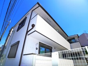 フォレット北綾瀬
