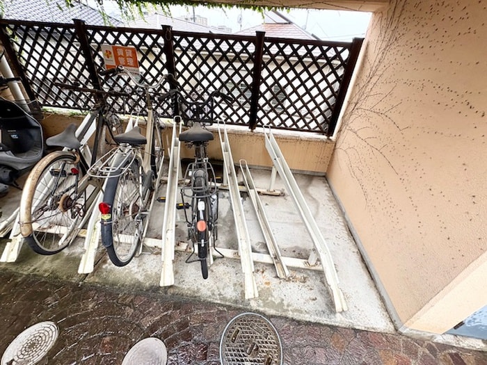 駐輪場 CASAdeMORIO