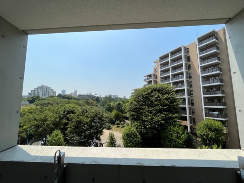室内からの展望 JP noie　早稲田