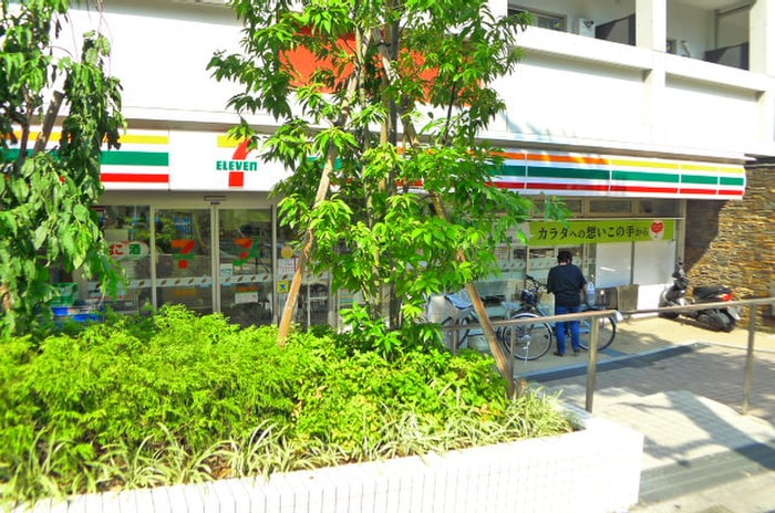 セブンイレブン(コンビニ)まで0m JP noie　早稲田