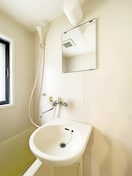 洗面 久和ハイツ（１Ｆ）