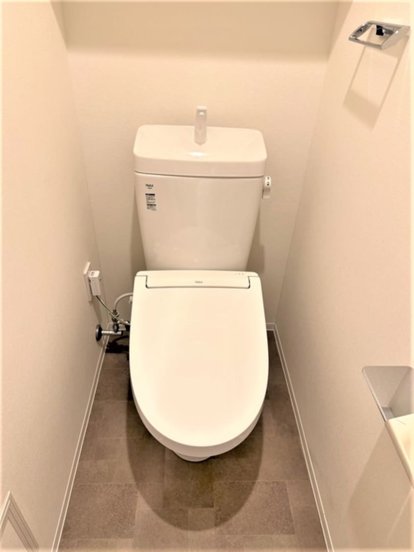 トイレ アジールコート町屋