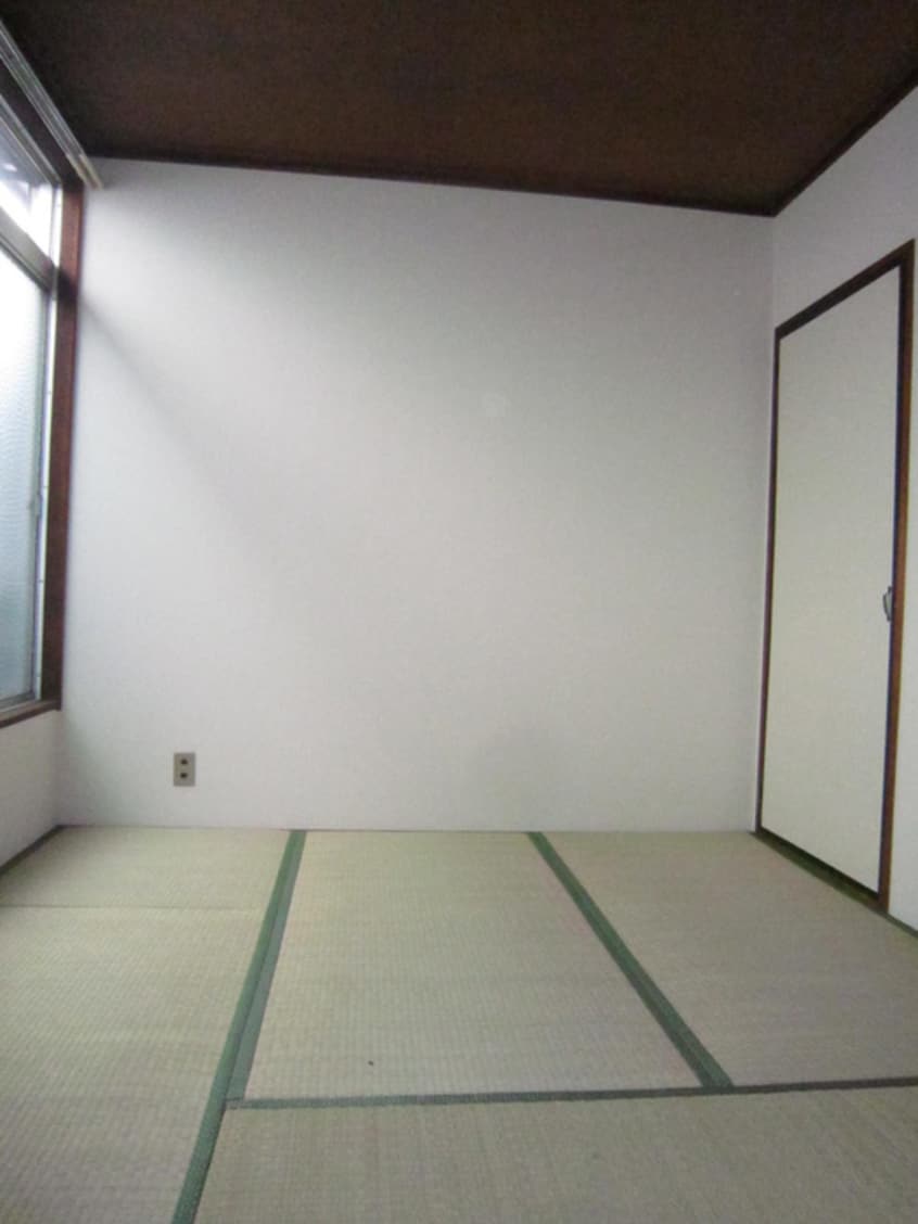 居室 アサコハイツ