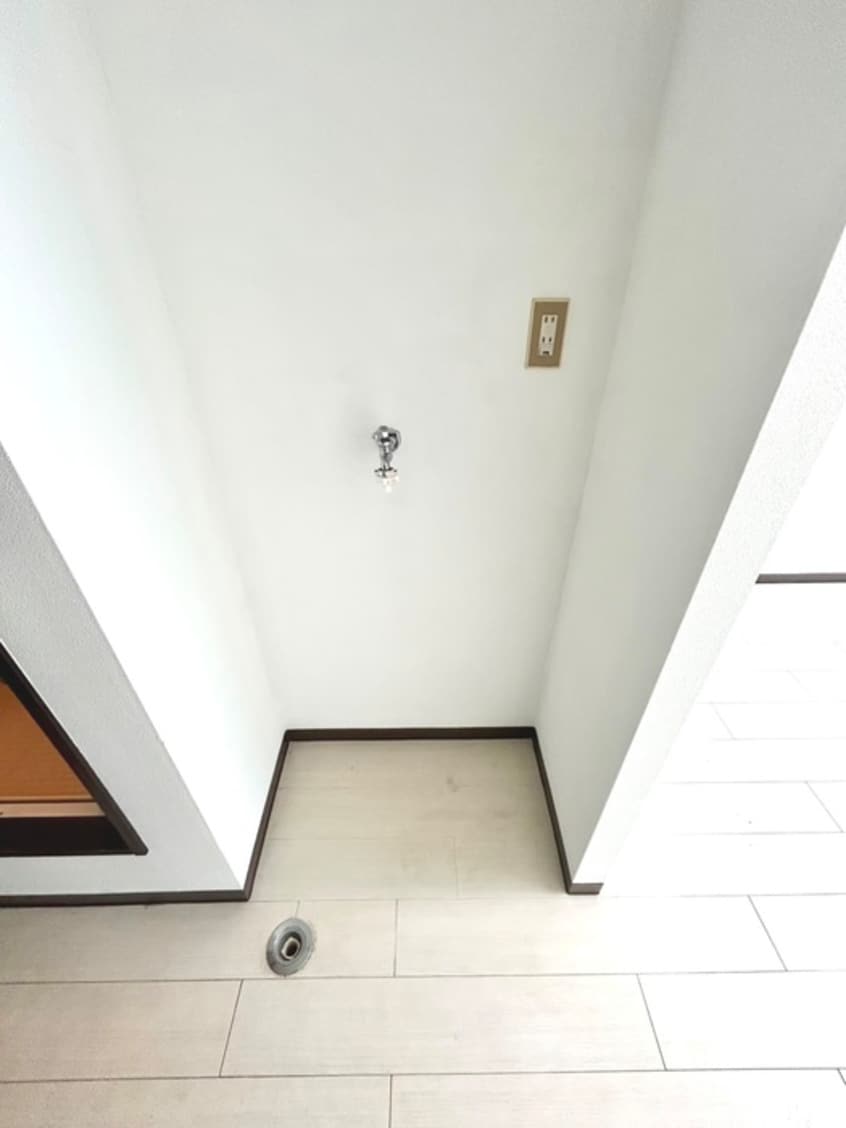 洗濯機置場 ザ・クレセント