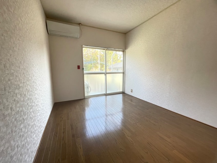 居室 ライブコ－プ平井Ｄ