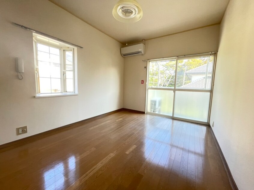 居室 ライブコ－プ平井Ｄ