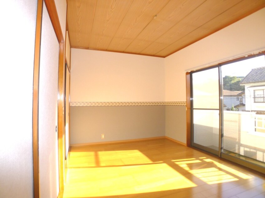 居室 シャインハイツ