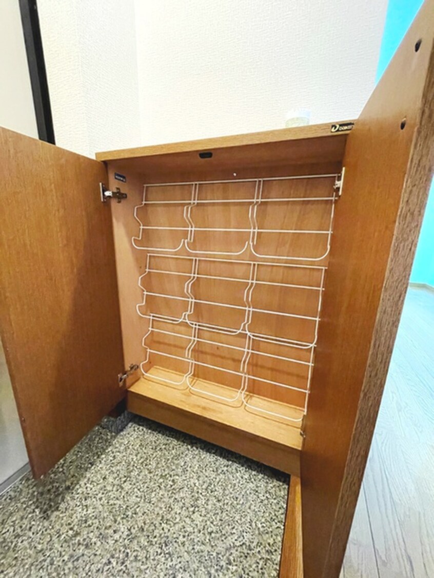 靴箱 プラザ豊栄
