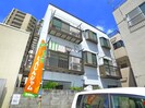 セント・グローの外観