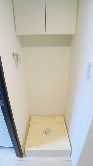 洗濯機置場 OPEN BLOOM SUMIDA YAHIRO