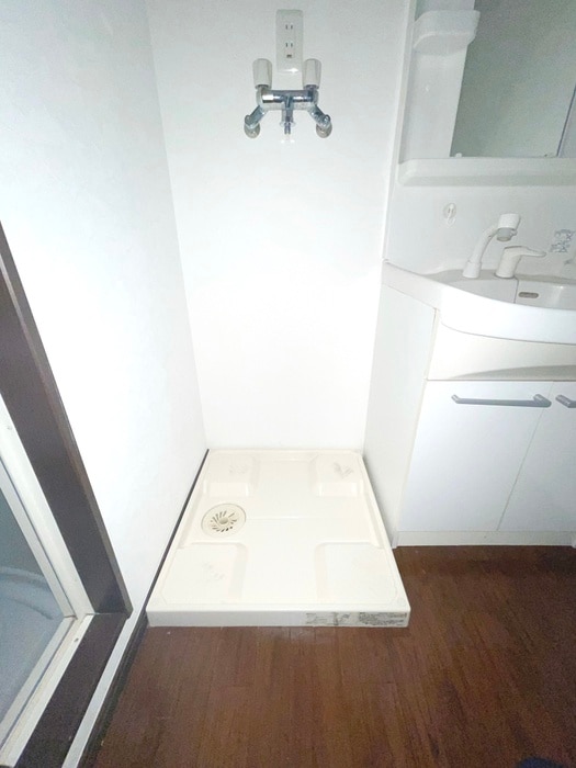 洗濯機置場 パイングローブ