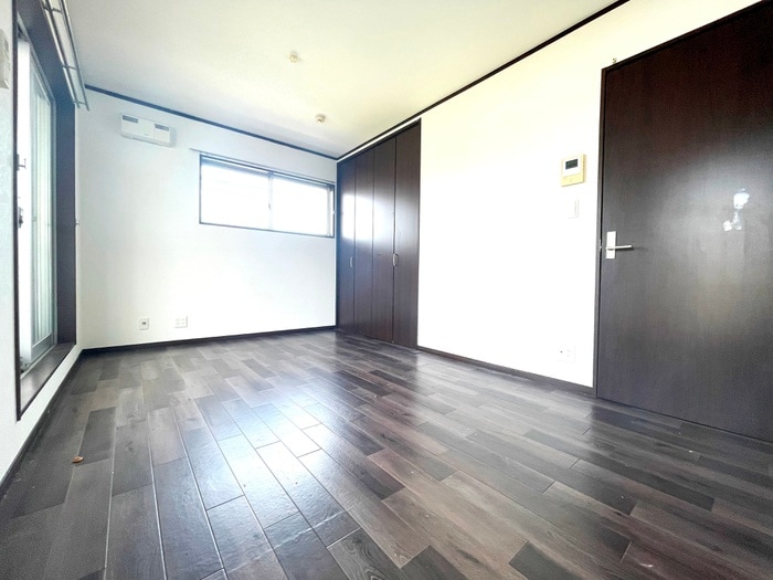 居室 パイングローブ