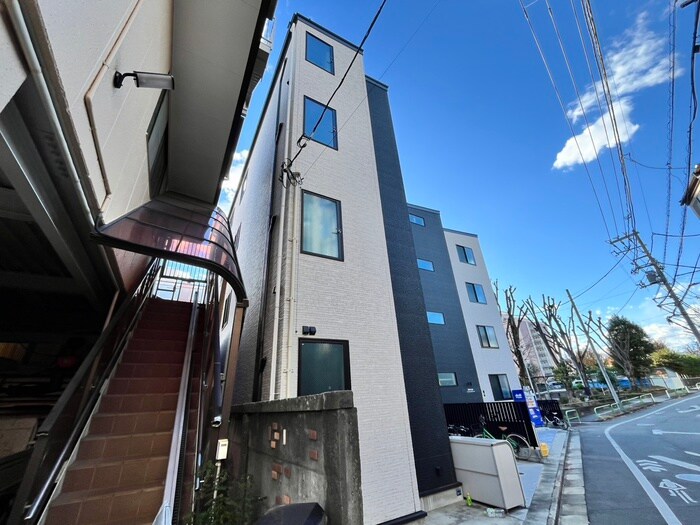 外観写真 レピュア蓮根レジデンスEAST